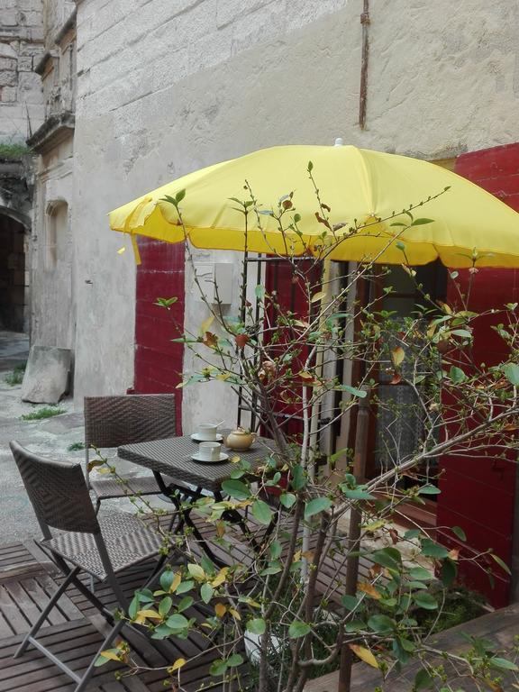 La Maison Des Hautures Arles Dış mekan fotoğraf
